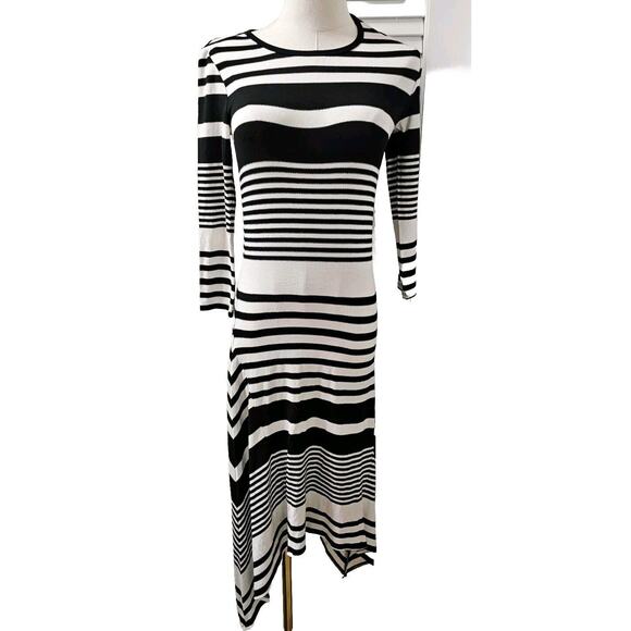Trina Turk Black White Stretch Asymmetrical Hem 3/4 Sleeve Bodycon Dress Sz P‎ 0 - Picture 2 of 5